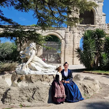 Capucines, Un Jardin Secret Dans Le Centre Historique アパート *